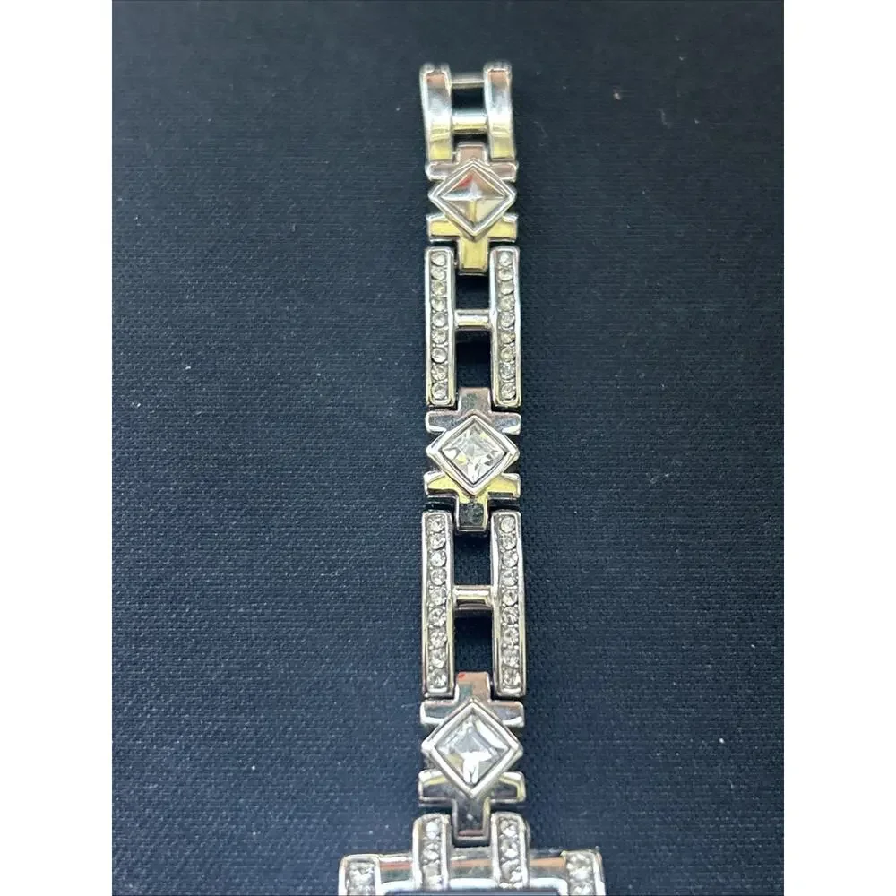 Silver Tone Women’s Quartz Watch